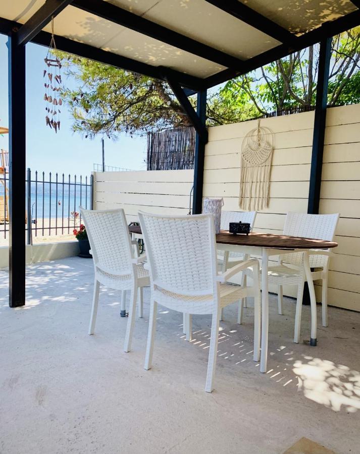 House By The Sea In Artemis Apartment ภายนอก รูปภาพ